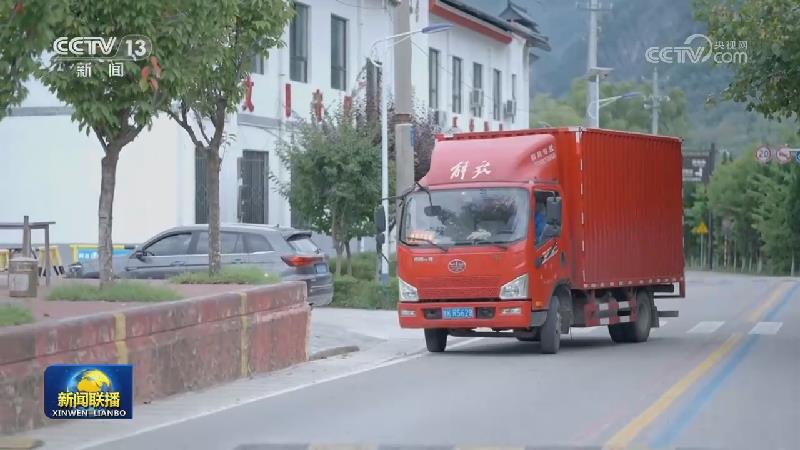 国务院新闻办举行“新征程上的奋斗者”中外记者见面会